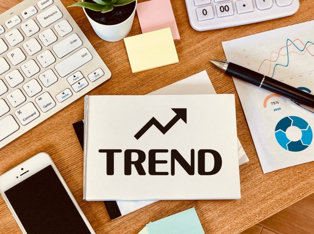 TRENDと書かれたノート