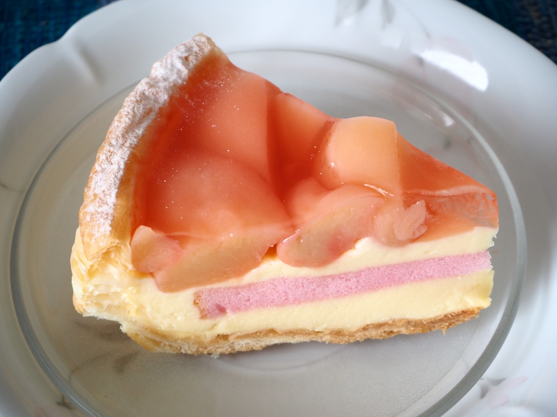 白桃のケーキ