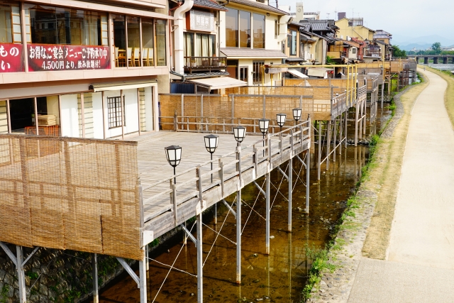 鴨川の納涼床