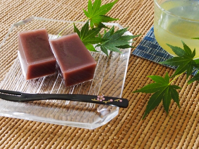 水羊羹と冷茶